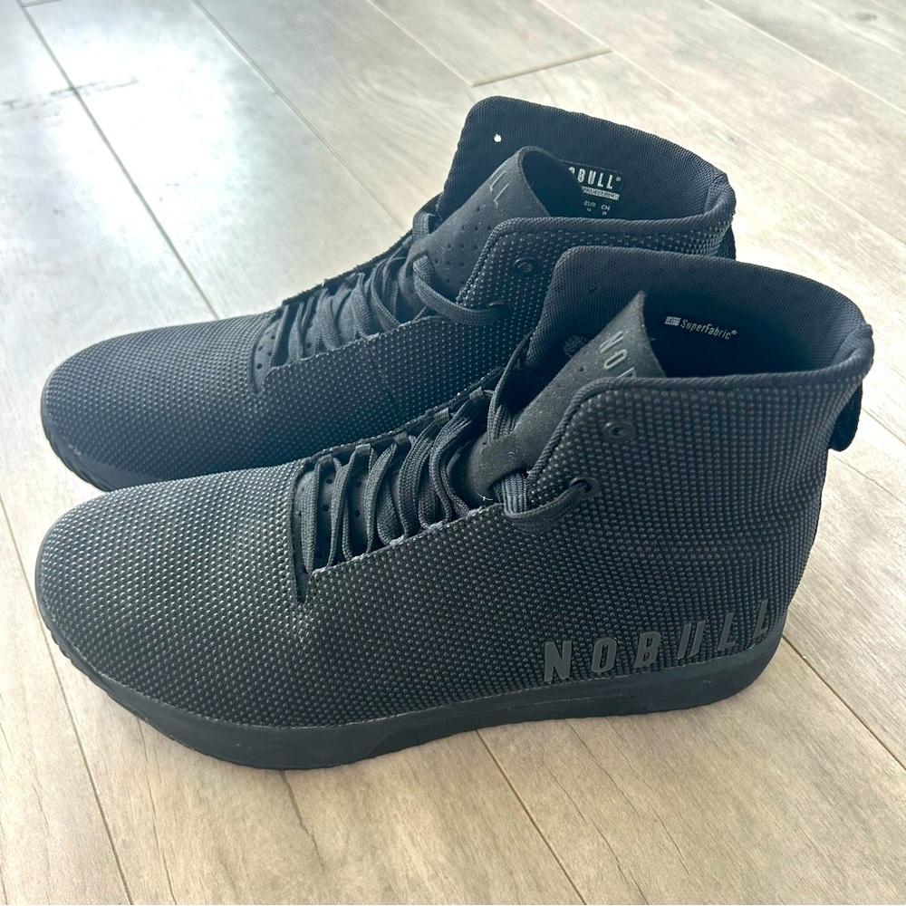 Men’s NOBULL Athletic Shoes (Size 10)